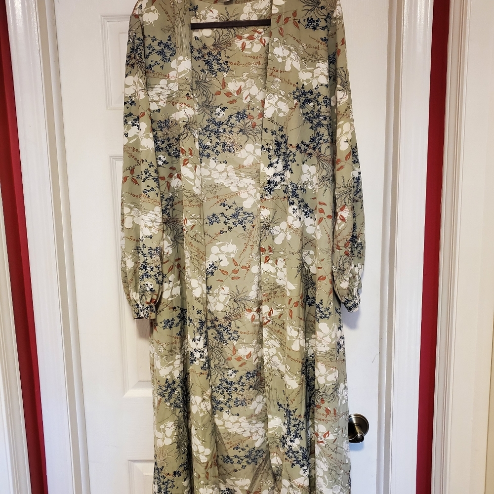 Fashion Nova Floral Long Kimono - Olive and White